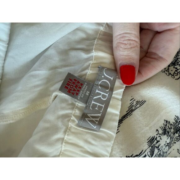 EUC J.Crew Women’s Soft Shine Satin Boxer Cream, size: M - Picture 5 of 6